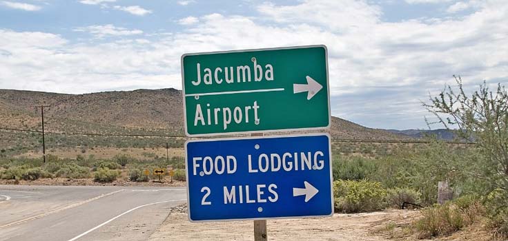 jacumba-direction-sign