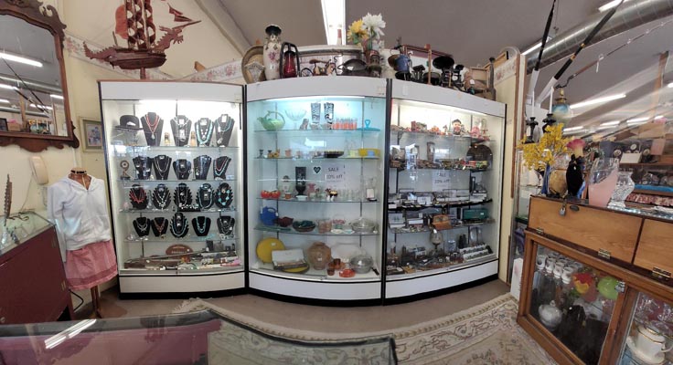 Escondido Antique Mall 8